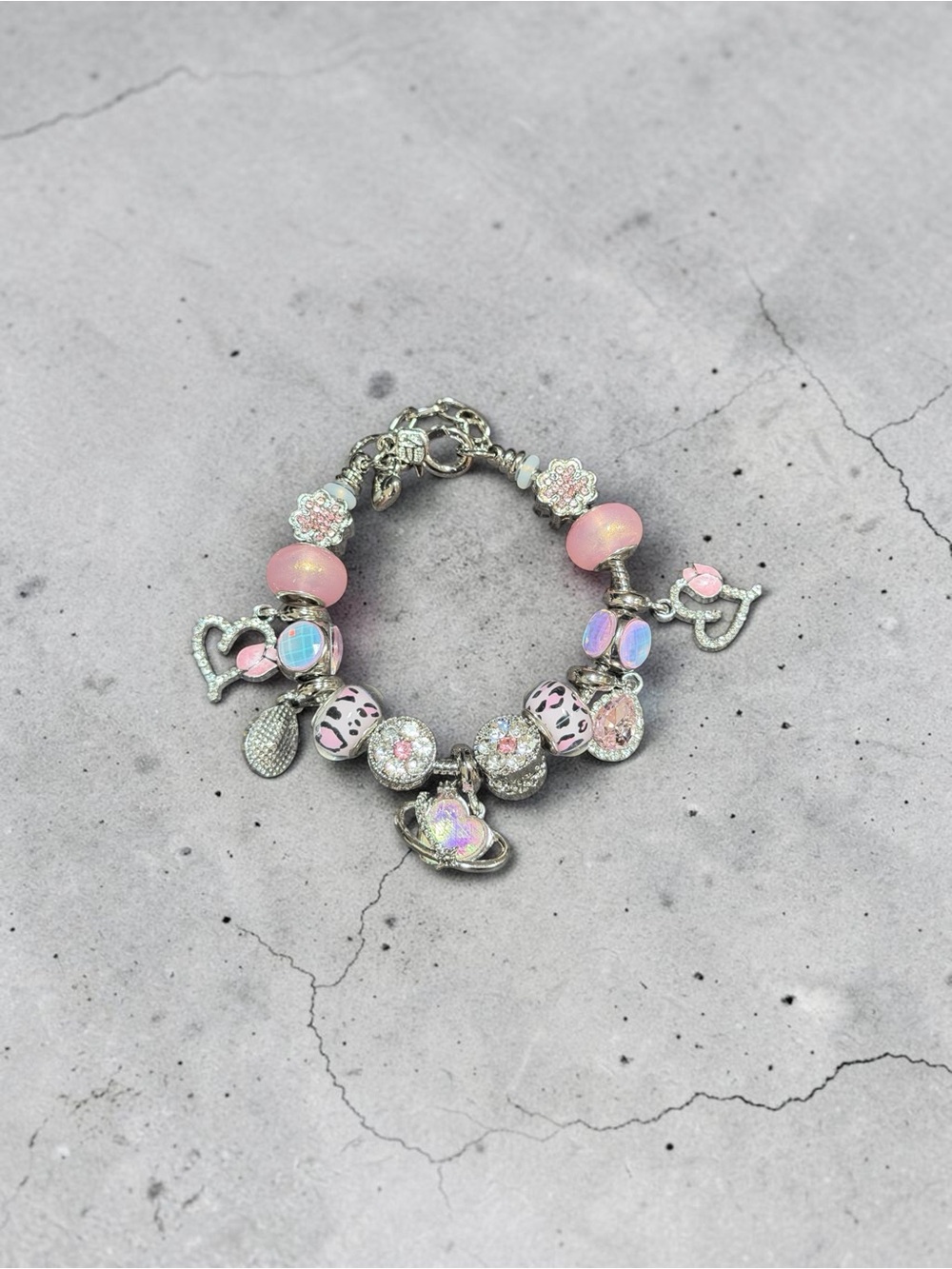 Pink Charm Beaded Bracelet with Hearts and Sparkle